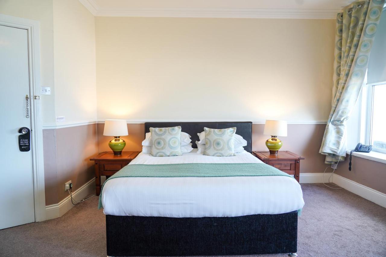 The Royal Hotel Whitley Bay